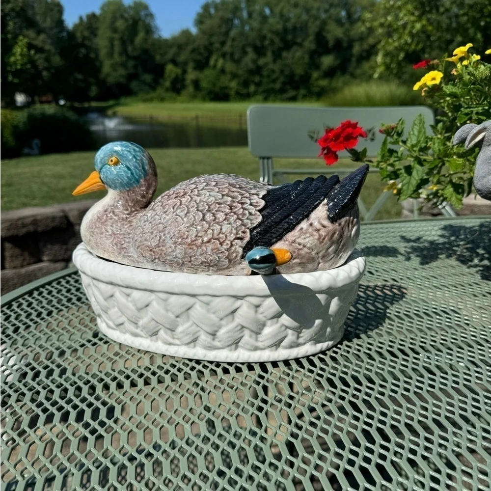 Vintage~Bordello Pinheiro~Duck Nesting in a Basket~Soup Tureen W/Ladle~Nice~G22​